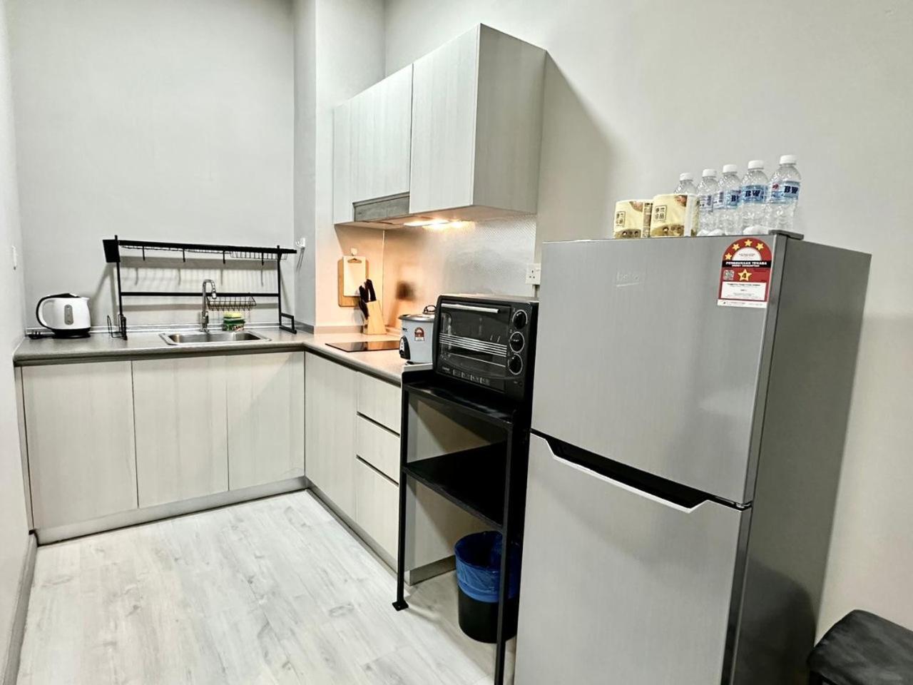 L Homestay Jesseltonquay Jq Kk City亚庇市区中心民宿2房1厕 Kota Kinabalu Eksteriør billede