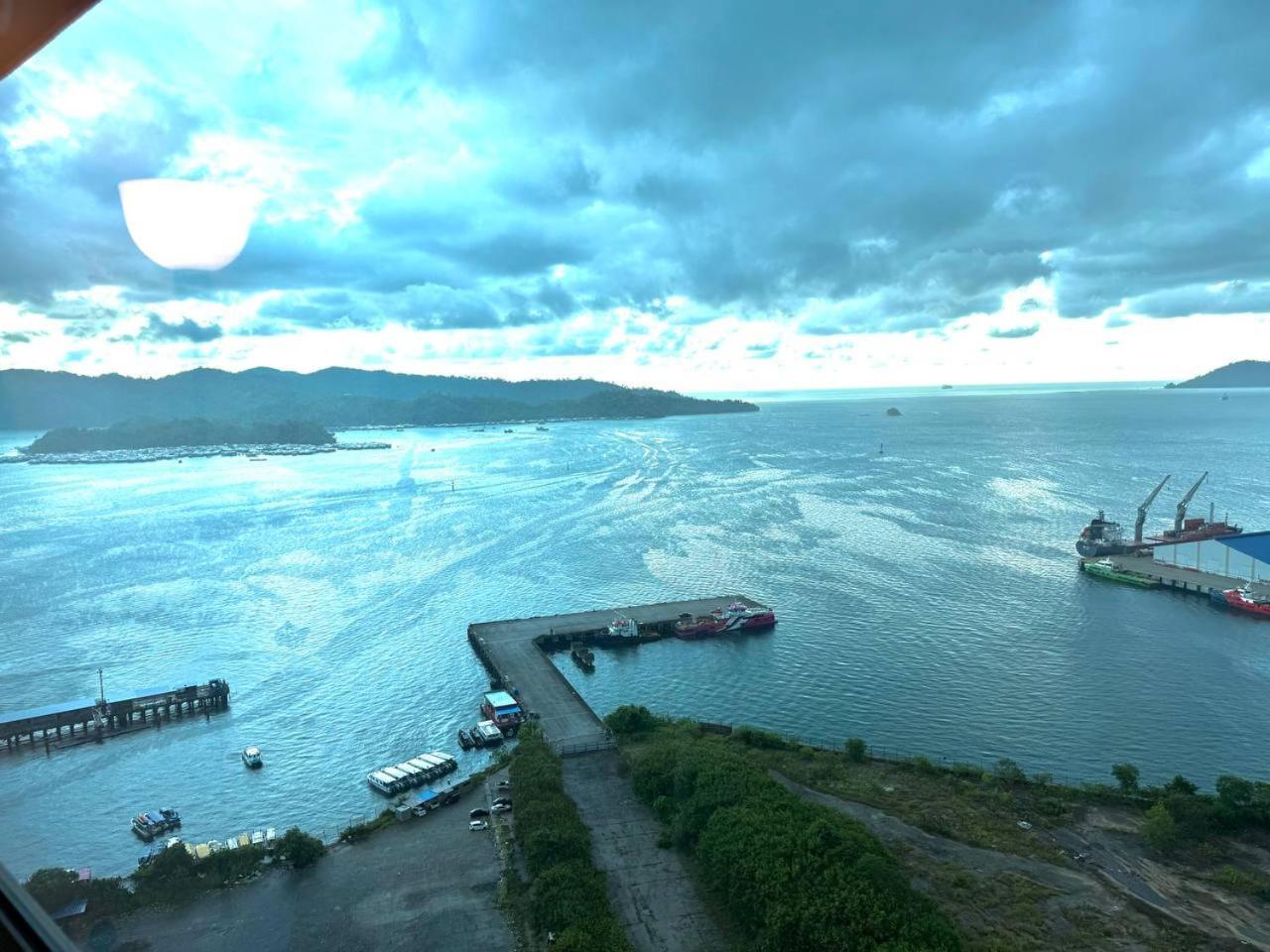 L Homestay Jesseltonquay Jq Kk City亚庇市区中心民宿2房1厕 Kota Kinabalu Eksteriør billede